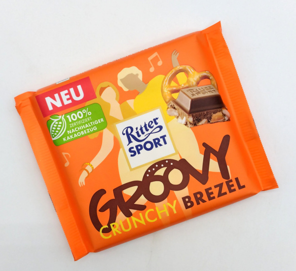 Шоколад молочний Ritter Sport Groovy Crunchy Brezel Ріттер Спорт з кренделями та кукурудзяними пластівцями Плитка 100г